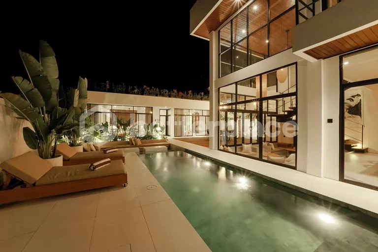 Luxury Villa With Ocean View in Pererenan