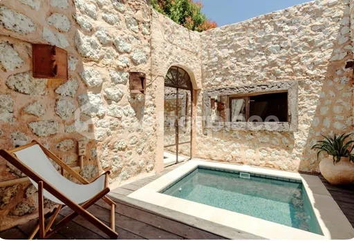 Charming 1BR Vintage Villa – 4 Minutes to Padang-Padang Beach