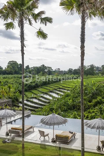 Luxurious 8 Bedroom Villa in Tumbak Bayuh, A Serene Family Retreat