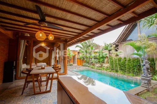 Bali Bliss Awaits: Own This Stunning Wooden Lodge Freehold 3-Bed Villa Near Soka Beach
