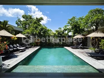 A Spacious Twin-Villa Complex Walking Distance to Balangan Beach
