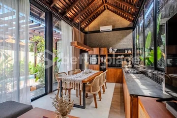 Modern 2 Bedroom Villa in Babakan, Canggu, A Few Minutes to Batu Bolong Beach