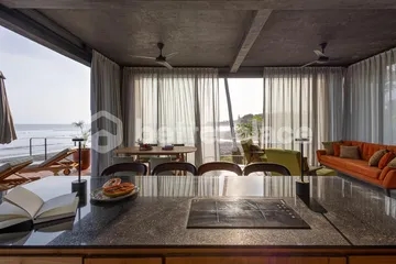 Balian Beachfront Serenity, Brand New 3 Bedroom Villa with Ocean Panorama