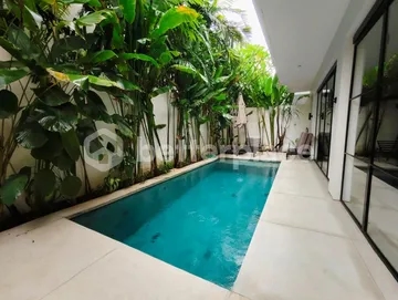 Contemporary Leasehold Retreat in Umalas, Minutes from Batu Belig Beach