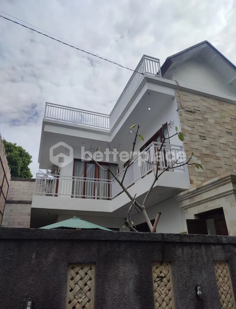 Modern Tropical Retreat in the Heart of Sanur