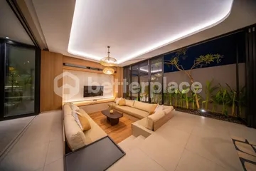 Refined Elegance Above the Ocean – Sophisticated Leasehold 4-Bed Villa in Ungasan with Breathtaking 360° Rooftop Vistas