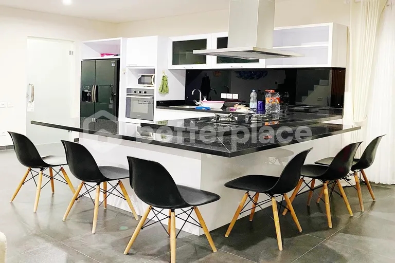 Investor’s Paradise: Elegant Freehold Villa in Bali’s Bukit- Benoa