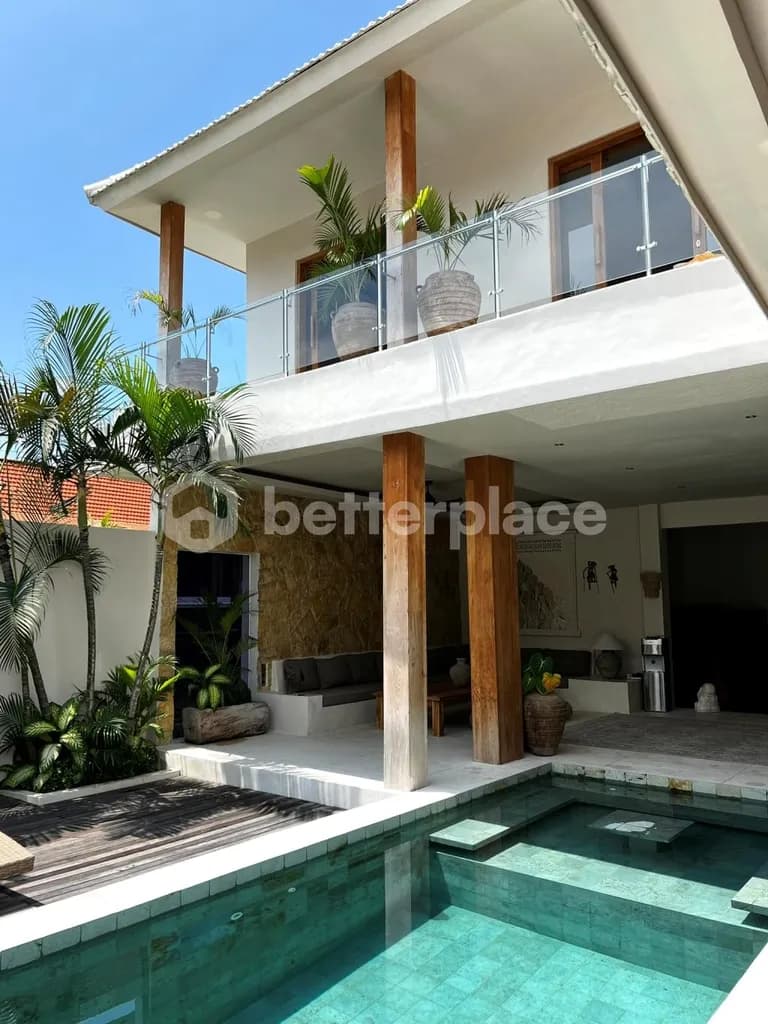 Your Dream Home Awaits: Elegant Leasehold 3-Bed Villa in Berawa with Modern Design and Premium Location