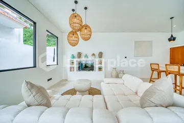 Modern 2 Bedroom Villa in Ungasan with Additional Land to Expand