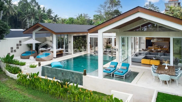 Modern Jungle Retreat in Pejeng, Ubud, 4 Bedroom Pool Villa with Spa, & Gym, A Great Investment Opportunity