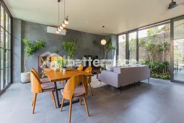 Experience Ultimate Comfort : Fully-Furnished Villa in Serene Ungasan