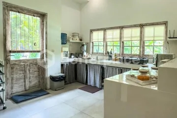 Modern Tropical Living in Padonan – Spacious 2-Bedroom Villa with Enclosed Living Area and Calming Jungle Outlook