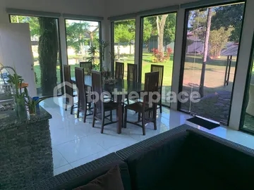 Yearly Rental Luxury Villa in Kerobokan – Spacious 3-Bedroom Retreat Surrounded by Bali’s Natural Beauty