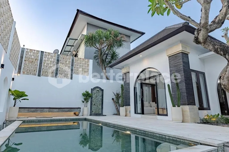 Sophisticated 2-Bedroom Canggu Villa – A Perfect Blend of Island Charm and Contemporary Comfort