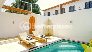 Peaceful Padonan Retreat: Spacious Leasehold Villa with Amenities Nearby