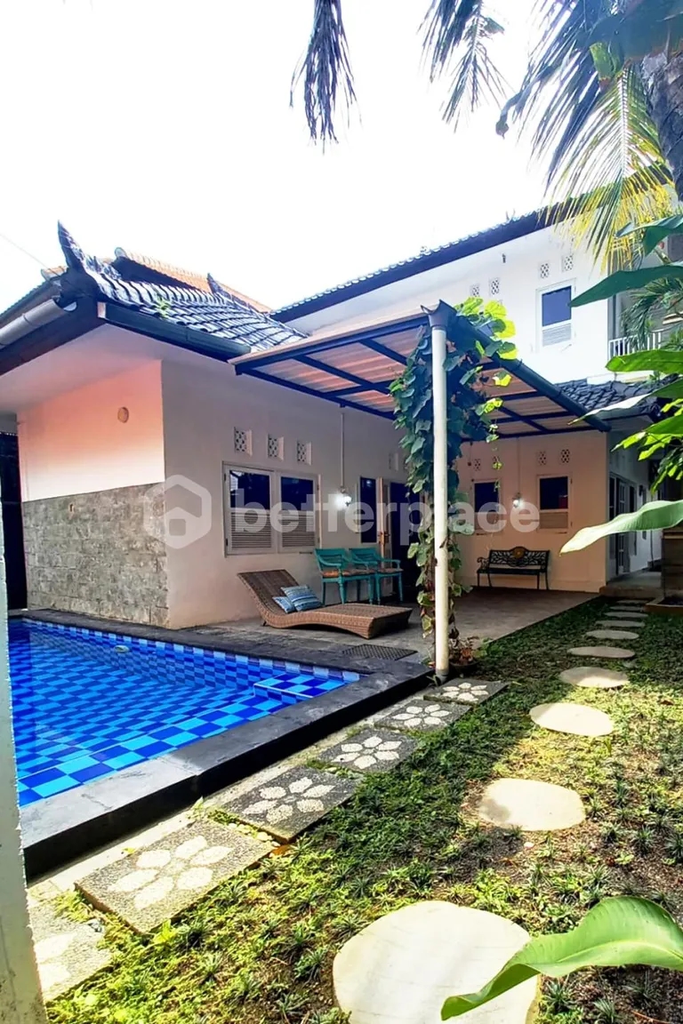 Embrace Tropical Living in a Unique 2-Bedroom Villa Nestled in the Desirable Padonan Area of Canggu