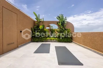 Modern 2 Bedroom Villa in Berawa, A Minimalist European Haven with Rooftop