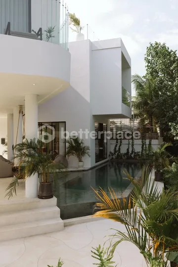 Amazing Luxury River House with Ocean View in Pererenan