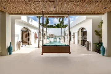 Unique Investment Opportunity, 6 Bedroom Boutique Hotel in Bingin