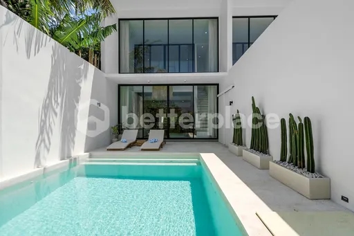 Modern 1-Bedroom Villa in Berawa, A Bright Investment Opportunity