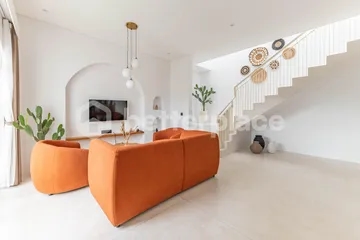 Tropical Modern 2 Bedroom Villa in Prime Location of Tumbak Bayuh