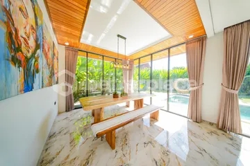 Modern 5 Bedroom Luxury Villa in Ubud’s Serene Countryside