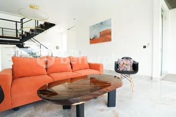 Luxurious 5 Bedroom Villa in Prime Location of Berawa