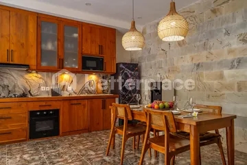 Modern 4 Bedroom Western Style Villa in Sanur , 5 Minutes to the Beach