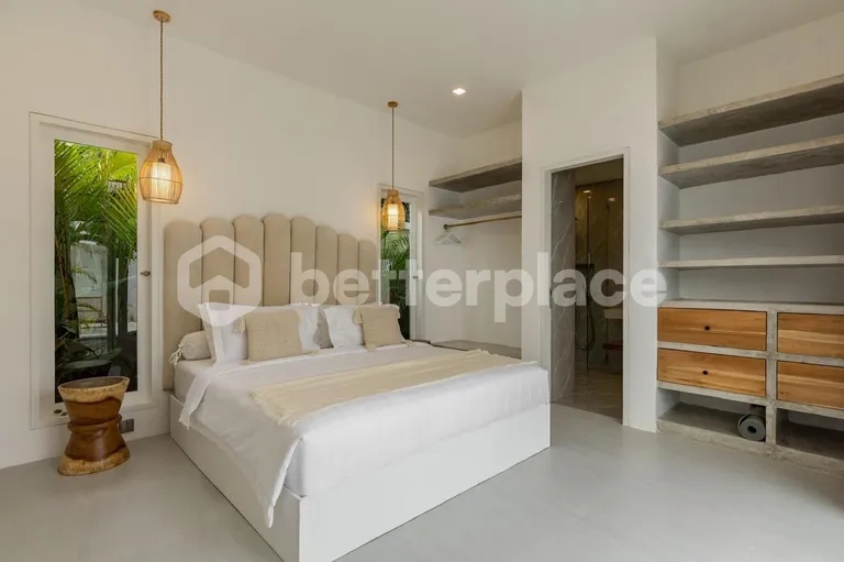 Stunning 1-Bedroom Villa with Rooftop Rice Field Views in Pererenan