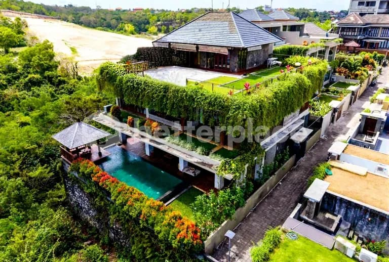 Bali’s Ultimate View Villa: A Seven-Bedroom Bukit–Uluwatu Retreat Designed for Refined Living and High-End Investment