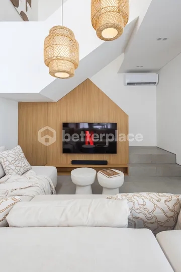 Modern 2 Bedroom Villa in Berawa, A Minimalist European Haven with Rooftop
