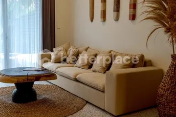 Modern Elegance, Fully Furnished 2 Bedroom Townhouse in Batu Bolong