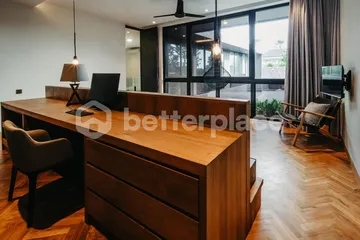 Modern Elegance in Bali: A 5 Bedroom Villa Masterpiece in Bumbak, Umalas