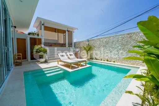 Expansive 4-Level Villa with Basement and Rooftop Views in near Echo Beach