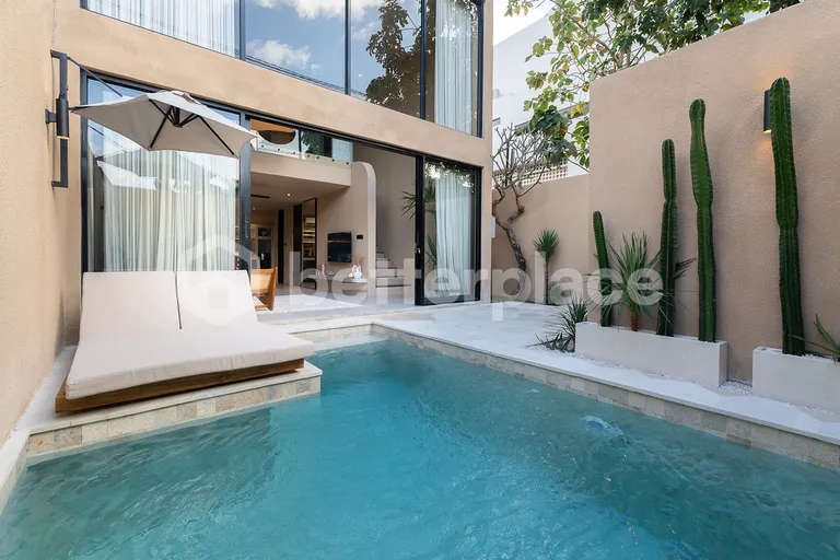 Stylish 1 Bedroom Townhouse in Bingin, Premium Location and Investment Opportunity