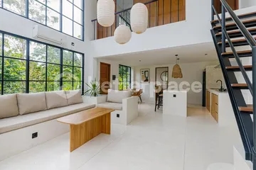 Seaside Sophistication: Stylish Leasehold Loft Just Steps from Balangan Beach