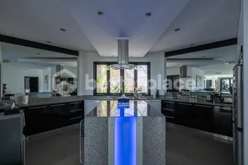 Stunning View Villa Mansion 5 Bedrooms in Ungasan – Bukit Jimbaran Very Close to GWK