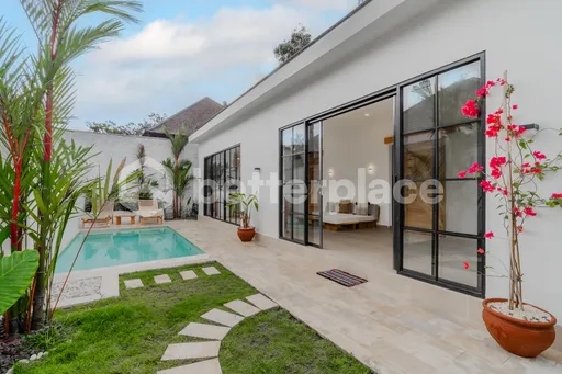 Stylish 2-Bedroom Villa Fully Furnished in Bukit Ungasan