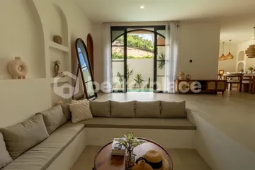 Elegant & Spacious Leasehold Villa in Pecatu – Prime Pink Zone Investment