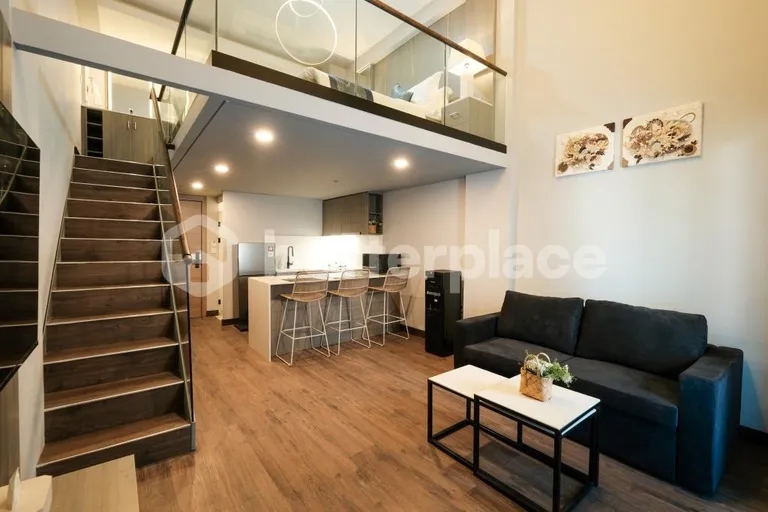 Elegant Leasehold 1-Bed Apartment in Canggu – Batu Bolong, Just 3 Minutes from the Beach with Rooftop Pool and High ROI Potential