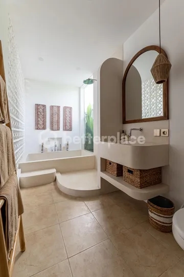 Stylish 1 Bedroom Villa with Rooftop Terrace and Office, Just Minutes from Pererenan Beach