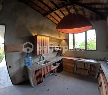 Your Peaceful Bali Sanctuary Awaits: Stylish 3-Bedroom Villa in Kemenuh with Tropical Garden and Private Swimming Pool