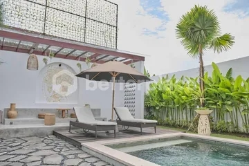 Modern with Tropical Concept Villa For Sale Yearly 3 Bedrooms in Tumbak Bayuh