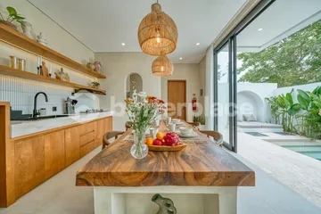 Cozy & Contemporary One Bedroom Villa in High Demand Area