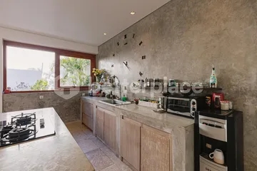 Spacious 3 Bedroom Villa in Berawa – Prime Location, Strong Investment Potential