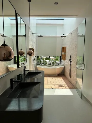 Prime Canggu Location – Luxurious 4-Bedroom Villa, Fully Furnished and Ready to Move In