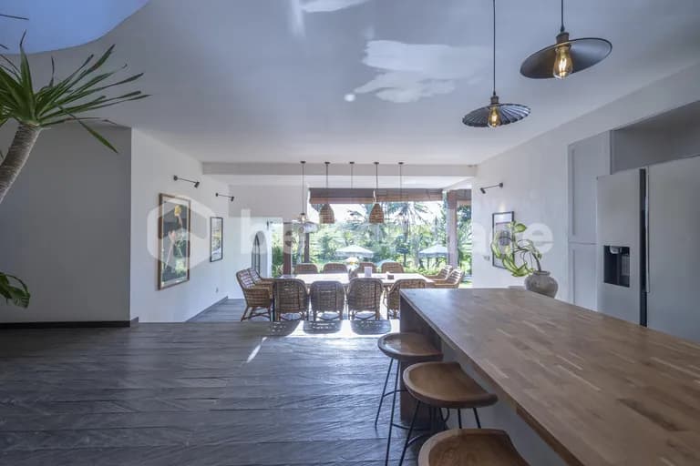 Luxurious 6-Bedroom Villa with Stunning Rice Field Views in Canggu – Babakan