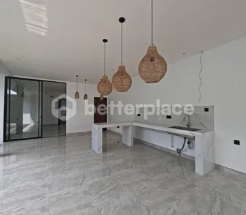 Invest in Paradise: Luxurious Leasehold 3-Bedroom Villa in Seminyak, Just Minutes from Petitenget Beach and Upscale Amenities