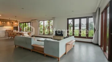 Stunning 3 Bedroom Villa in Cemagi For Yearly Rental, Walking Distance To The Beach