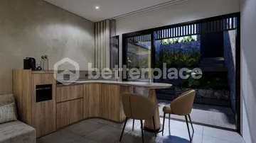 Chic and Contemporary: Gorgeous 1-Bedroom Terrace Apartment Steps from Canggu Beach